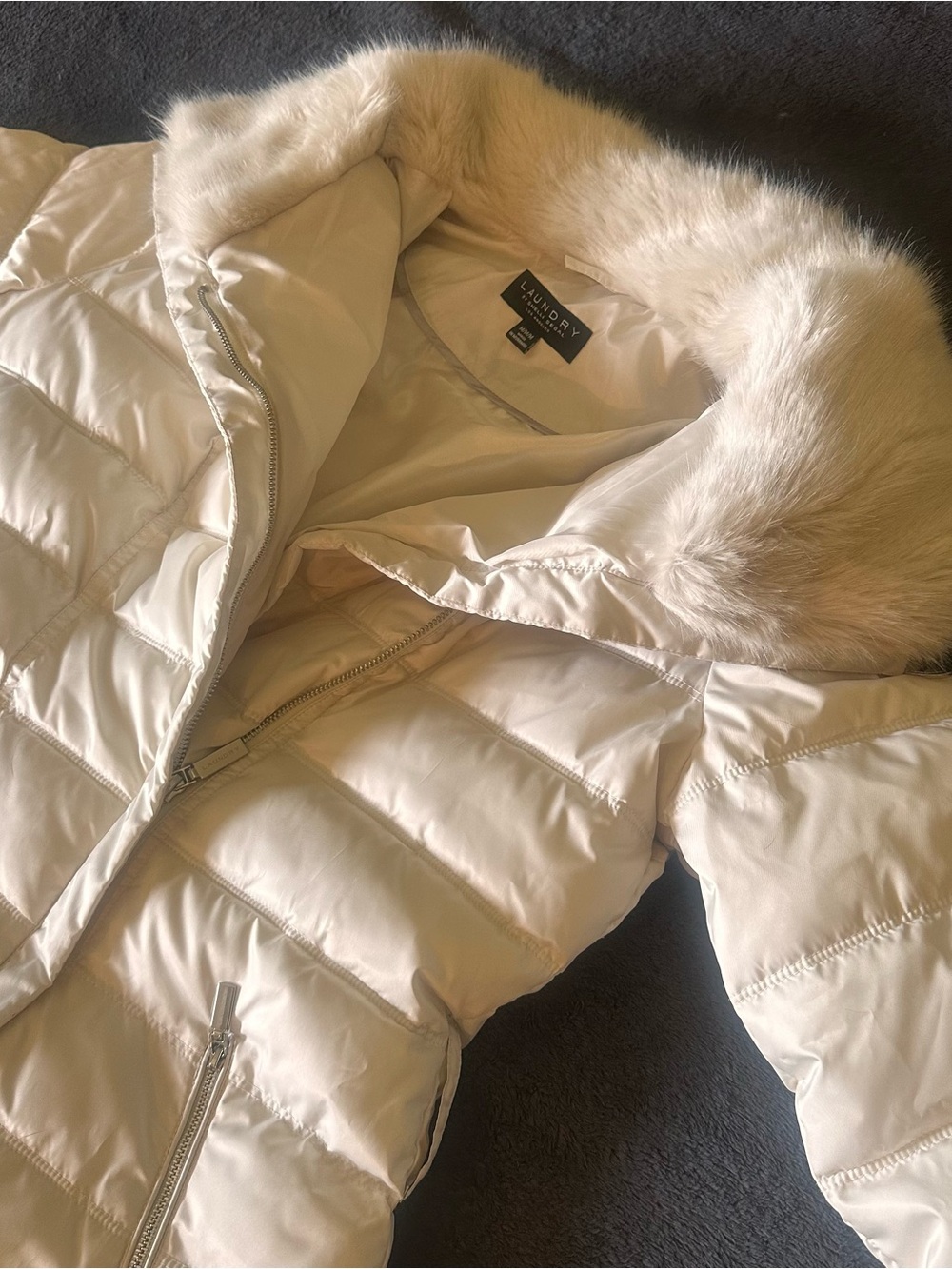 Laundry By Shelli Segal - Cream Quilted Faux-Fur Collar Ski Jacket-Sz M